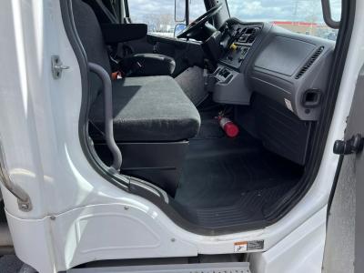 2018 Freightliner M2 100 | Thumbnail Photo 11 of 17
