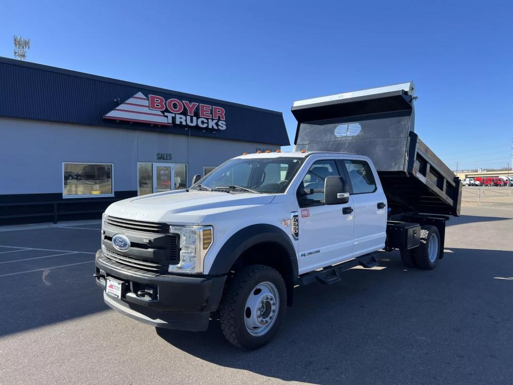 2019 Ford F-550 | Photo 1 of 17