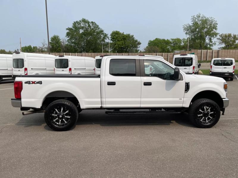 2021 Ford F350 | Image 7 of 20