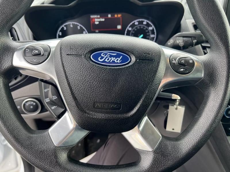 2019 Ford Transit Connect | Image 5 of 20