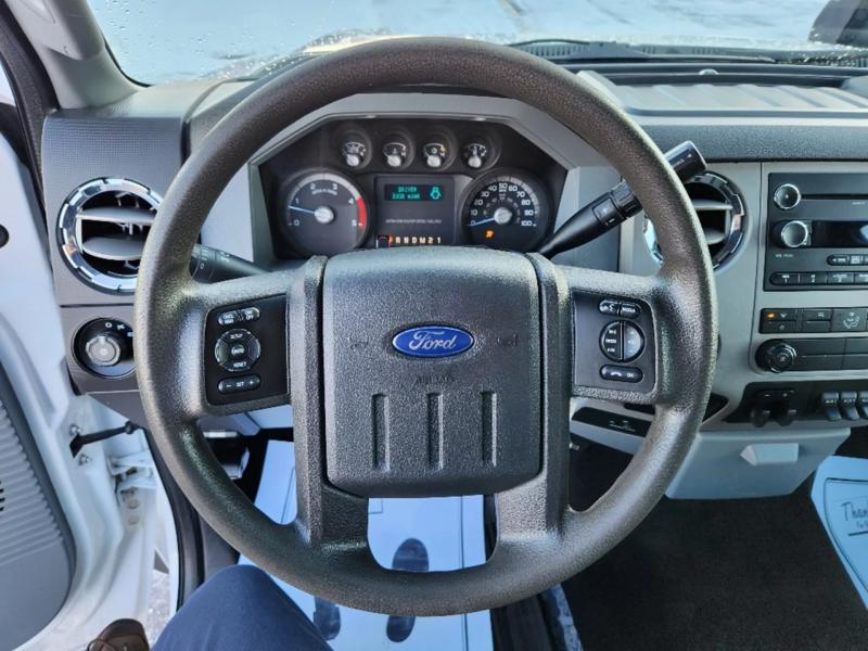 2013 Ford F550SD | Image 12 of 14