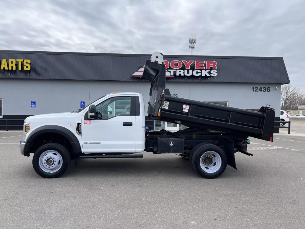 2019 Ford F-550 | Photo 2 of 16