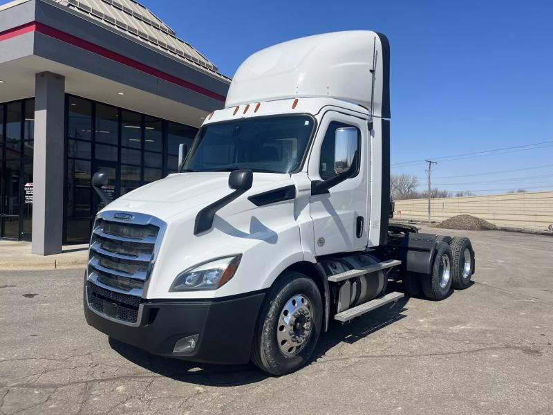 2019 Freightliner Cascadia | Image 1 of 1
