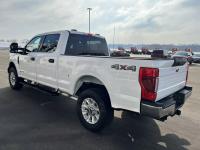 2021 Ford F250 | Thumbnail 3 of 12