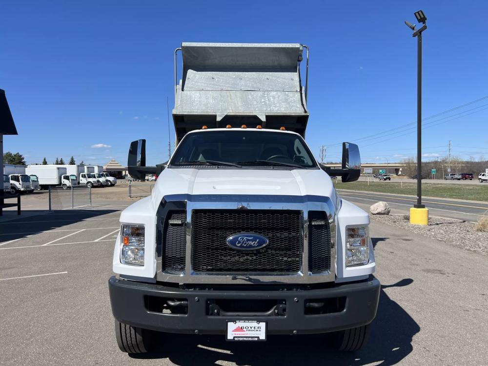 2018 Ford F-750 | Photo 14 of 20