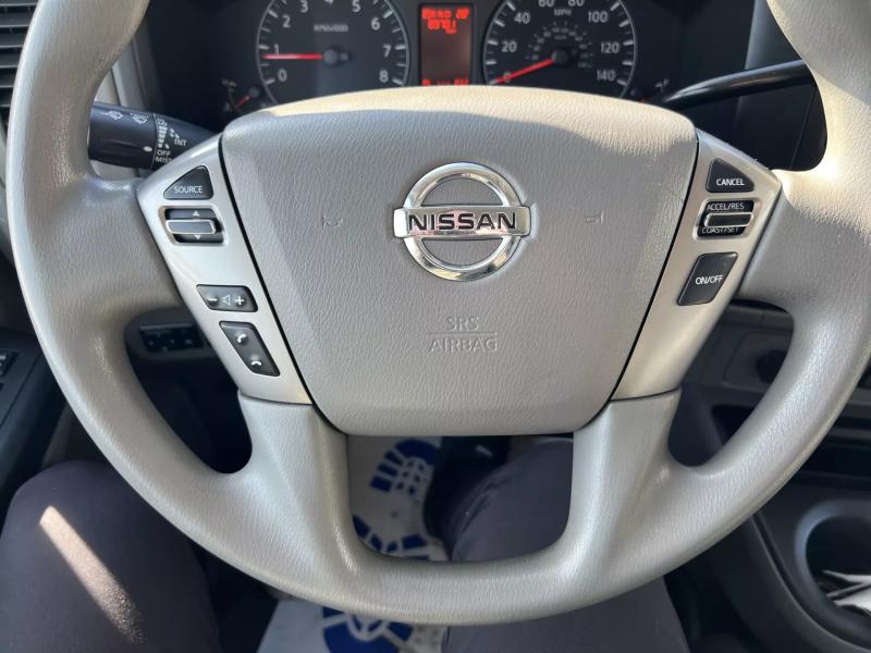 2018 Nissan Nv 2500 | Image 4 of 20