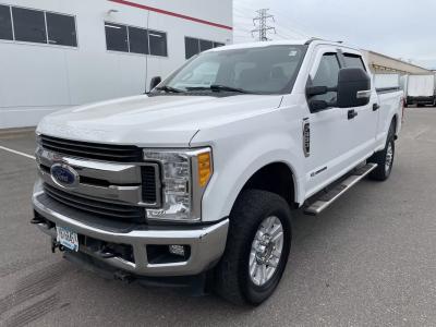 2017 Ford F350 photo