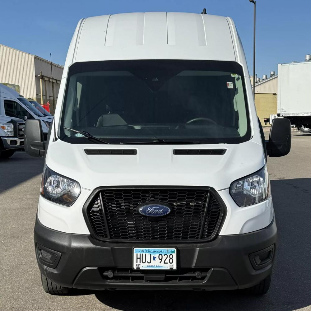 2022 Ford Transit | Photo 6 of 18