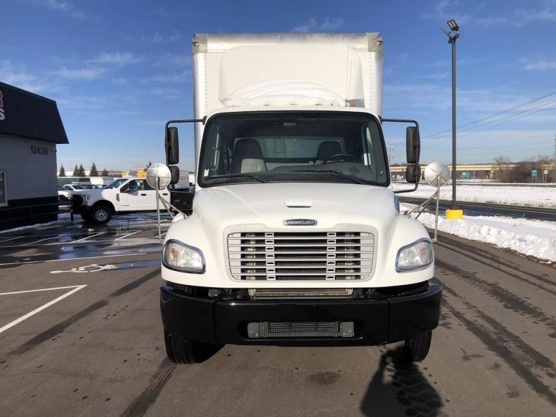 2017 Freightliner M2 106 Heavy Duty | Image 10 of 16