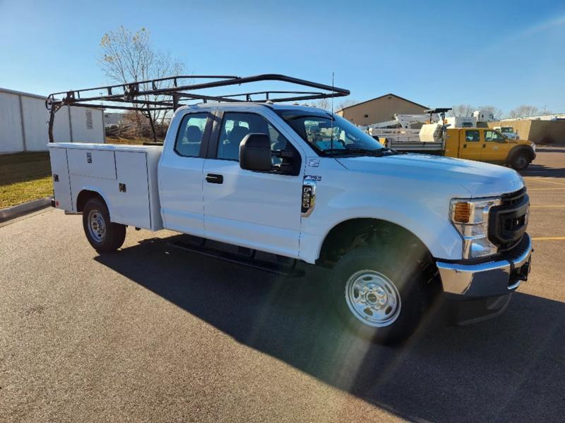 2022 Ford F250 | Image 3 of 15