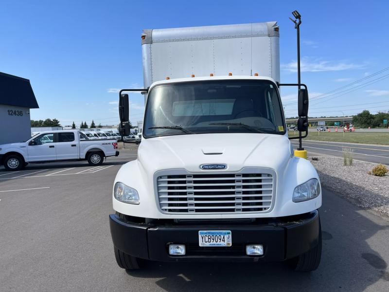 2015 Freightliner M2 106 Heavy Duty | Image 9 of 18