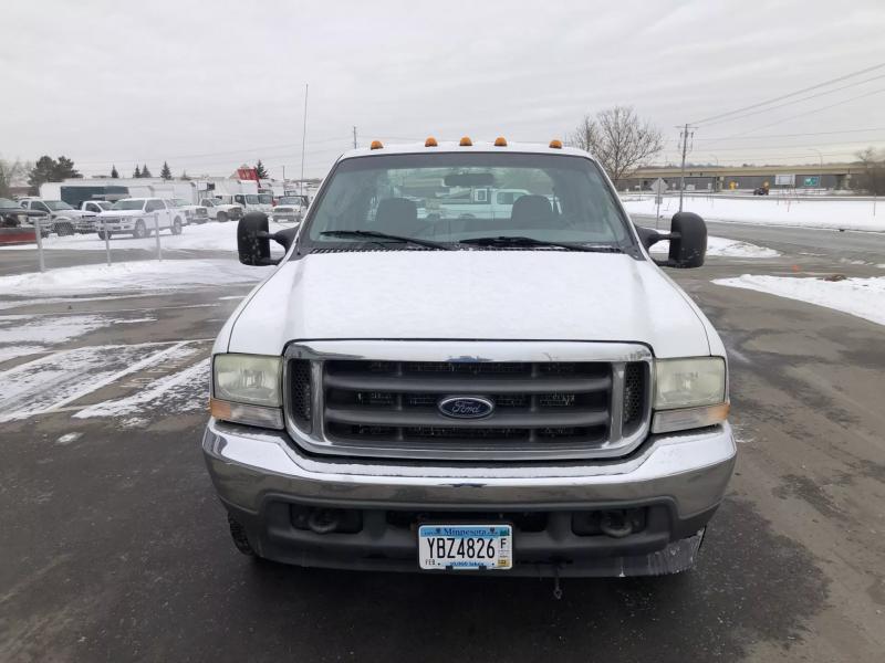 2004 Ford F350 | Image 9 of 18