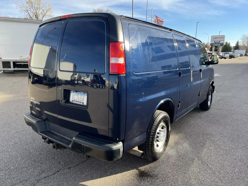Used 2018 Chevrolet Express in Lauderdale MN