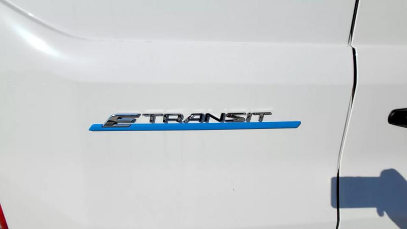 2022 Ford Transit | Image 7 of 28
