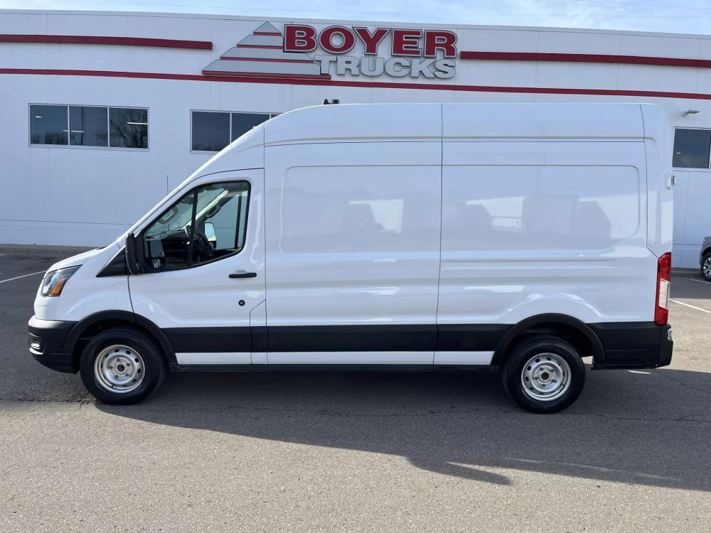 2021 Ford Transit | Photo 2 of 19